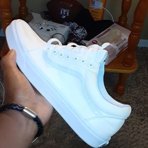 White vans